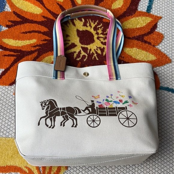 Coach Tote With Dreamy Veggie Horse And Carriage Natural Multi - Picture 10 of 16
